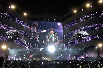 stage using 40 SGM Palco 3 LED lights during band Rolling Stones A Bigger Bang Tour, United Kingdom_2